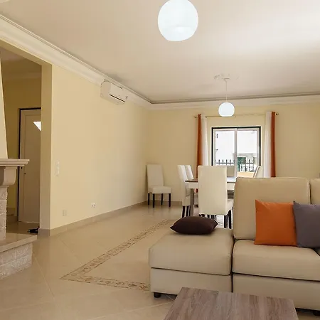 Semesterbostad Holiday Casa Sebastiao Alcantarilha